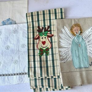 Festive Embroidered Tea Towels Set of 4 Vintage Kitchen Linens